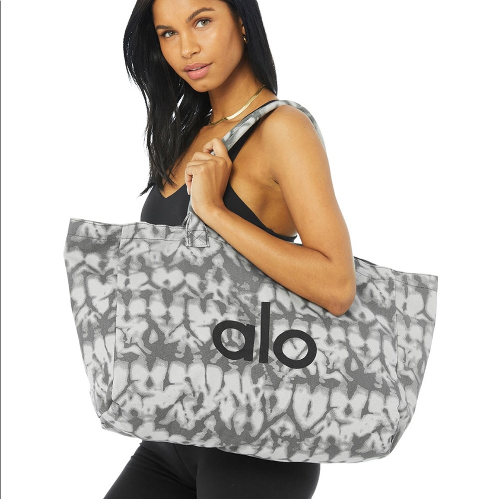 Alo Yoga Shopper Tote - Grey Tie-dye NWT